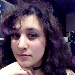 Meet your Posher, Gabi